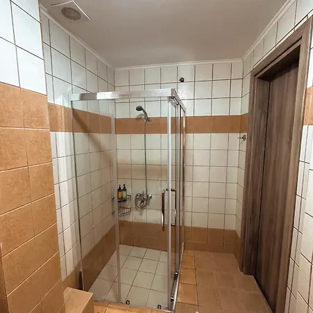 Diara ניאה אירקליה