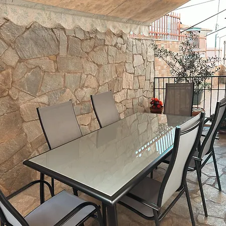 Diara * Néa Irákleia